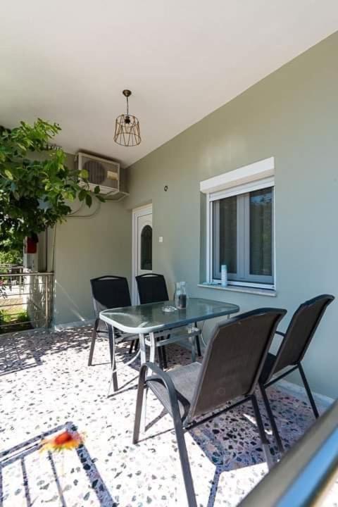 Mougkrasstudio Apartment Skala Rachoni  ภายนอก รูปภาพ
