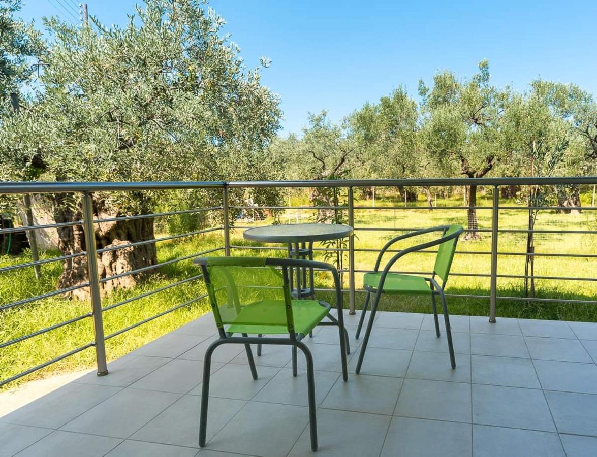 Mougkrasstudio Apartment Skala Rachoni  ภายนอก รูปภาพ