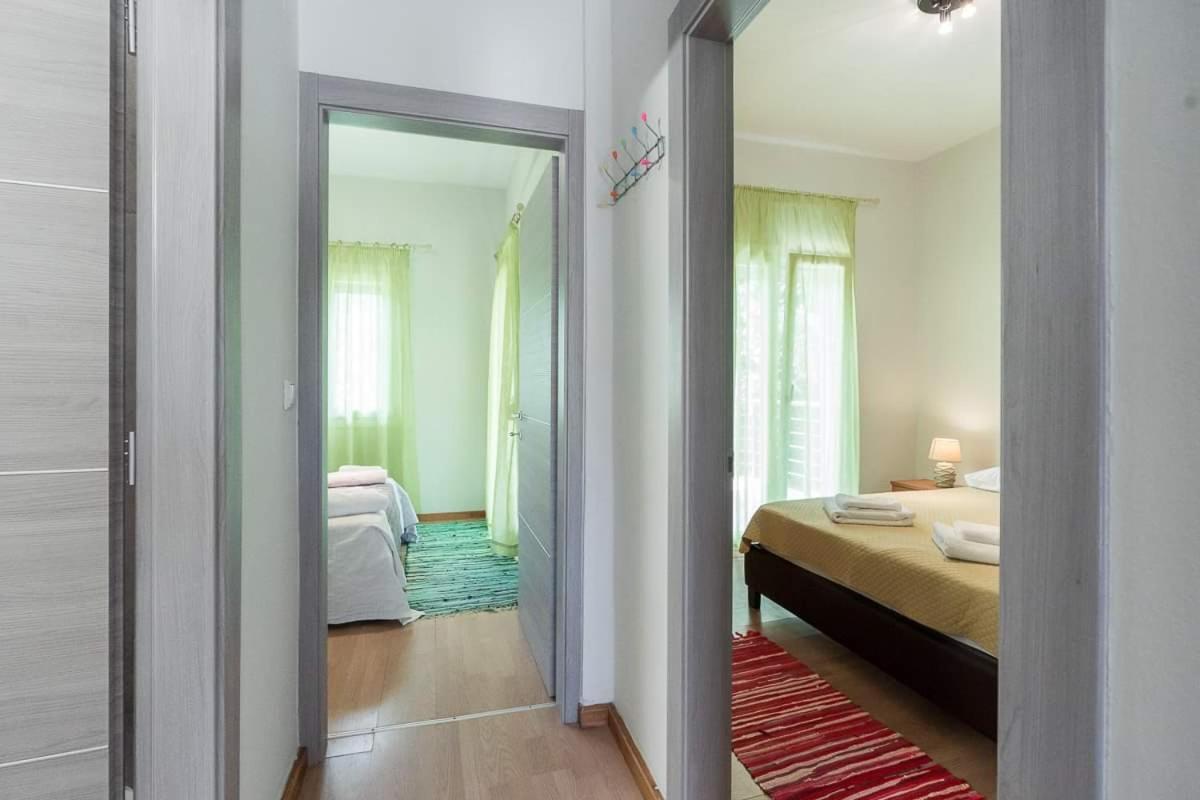 Mougkrasstudio Apartment Skala Rachoni  ภายนอก รูปภาพ