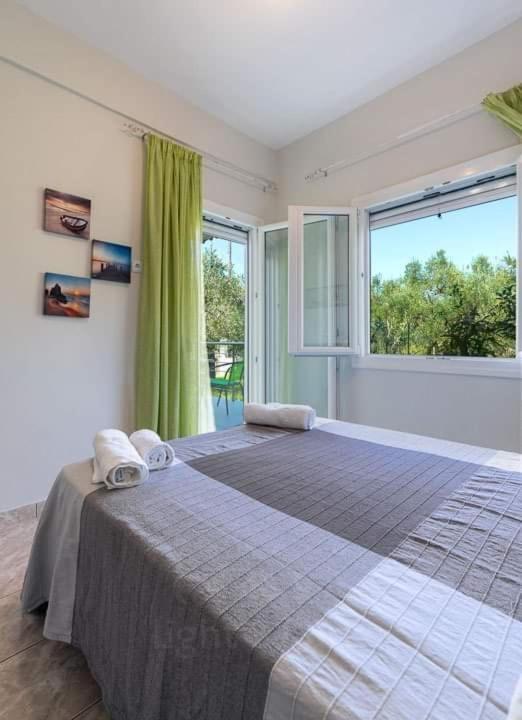 Mougkrasstudio Apartment Skala Rachoni  ภายนอก รูปภาพ