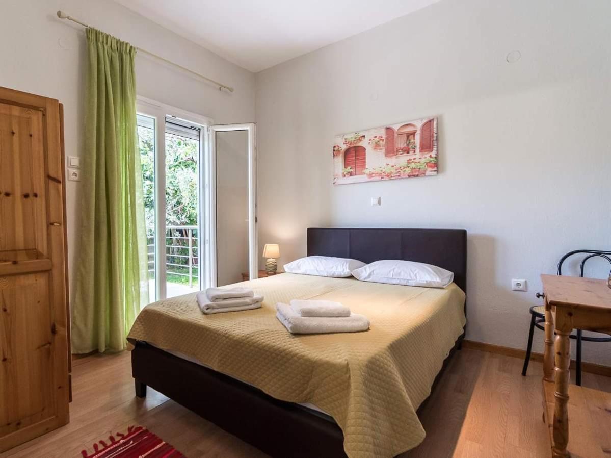Mougkrasstudio Apartment Skala Rachoni  ภายนอก รูปภาพ